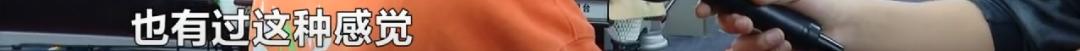 DƬ
